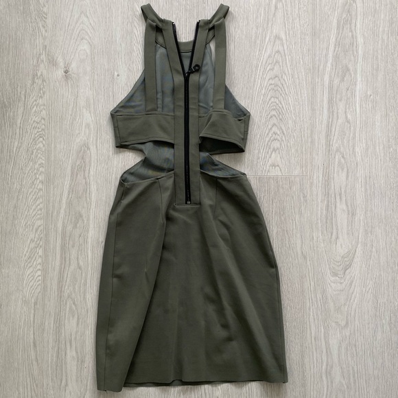 URBAN OUTFITTERS OLIVE GREEN MINI DRESS - Picture 4 of 4